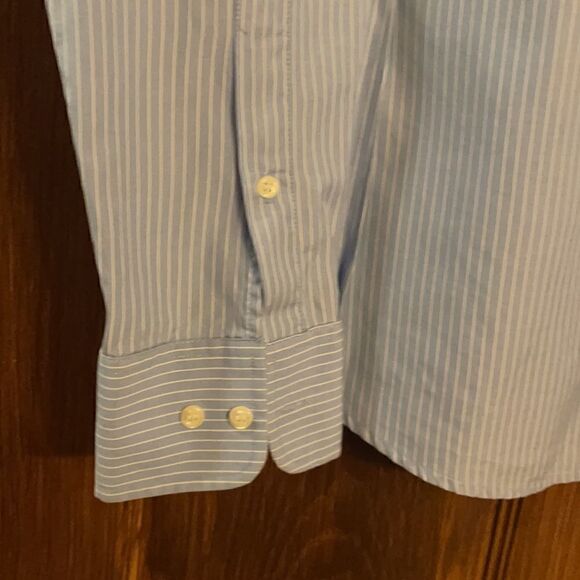 Men’s Blue Button Down - Picture 4 of 5